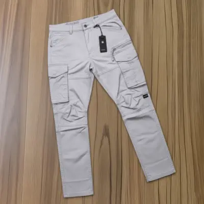 6 Pocket Cargo