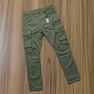 Stylish Kaizer Cotton Fabric 6 Pocket Cargo Pant (Olive Green)