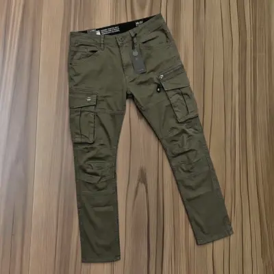 Stylish Kaizer Cotton Fabric 6 Pocket Cargo Pant (Olive)
