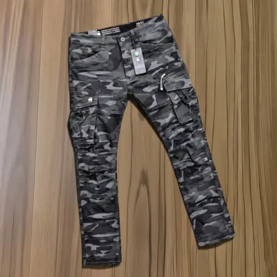 6 Pocket Cargo