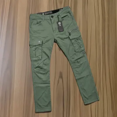 Stylish Kaizer Cotton Fabric 6 Pocket Cargo Pant (Olive Green)